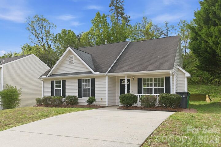 Property Photo:  11026 Olde English Drive  NC 28216 