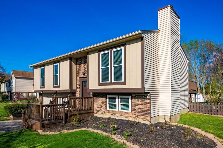 Property Photo: 2152 Camelback Drive OH 43228