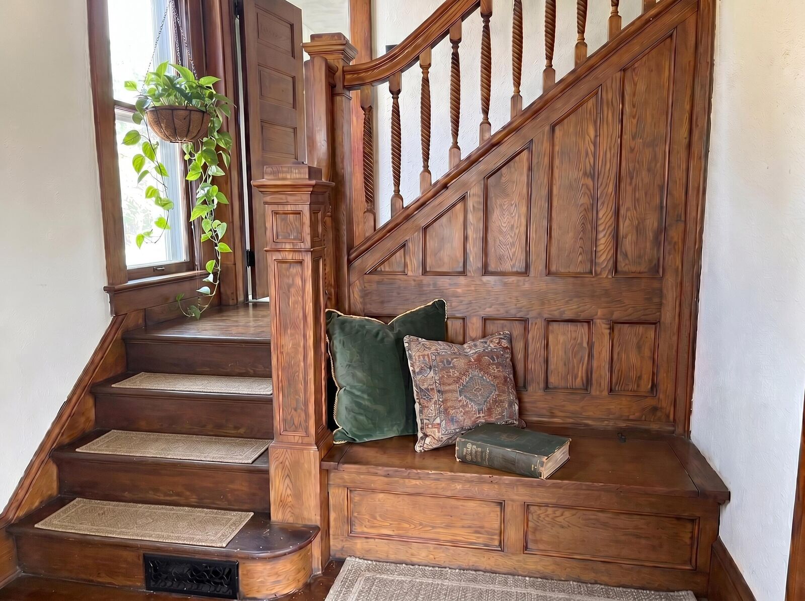 Property Photo: 219 Coshocton Avenue OH 43050