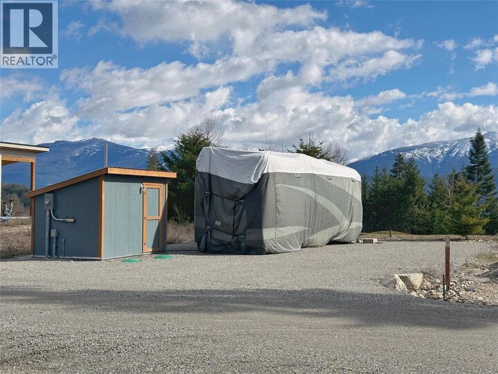 205 Edwards Street — photo 1