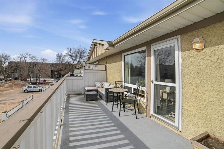 Photo de la propriété:  720 Blantyre Avenue  MB R2K 4G1 