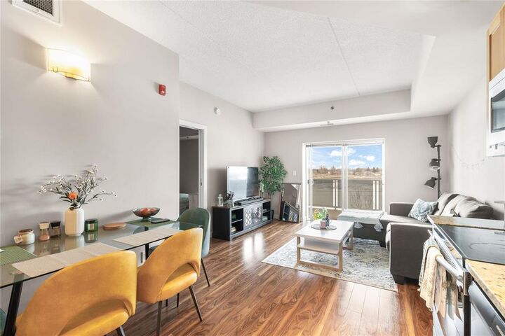 Photo de la propriété:  70 Barnes Street  MB R3T 2H9 