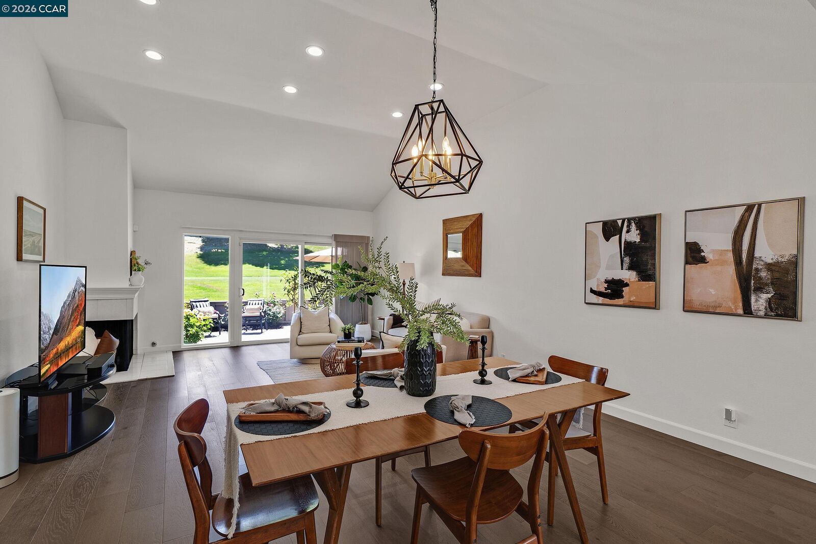 Property Photo:  692 Silver Lake Dr  CA 94526 