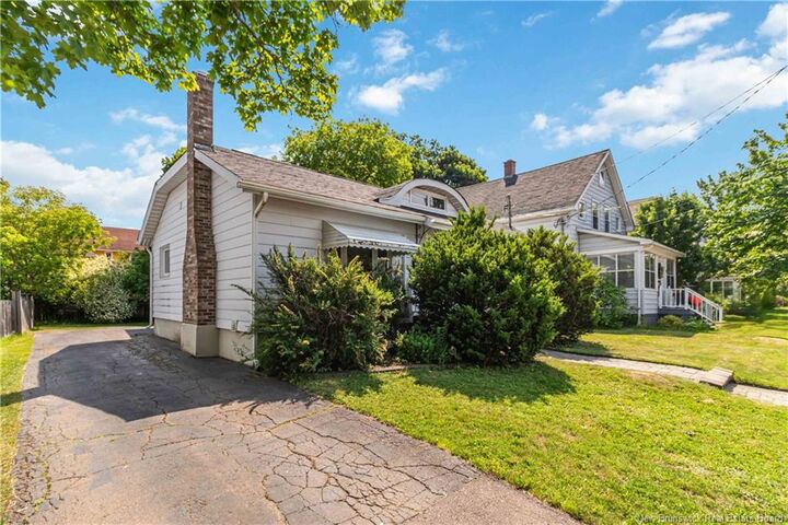 Property Photo: 37 Winter Avenue NB E1C 5X2