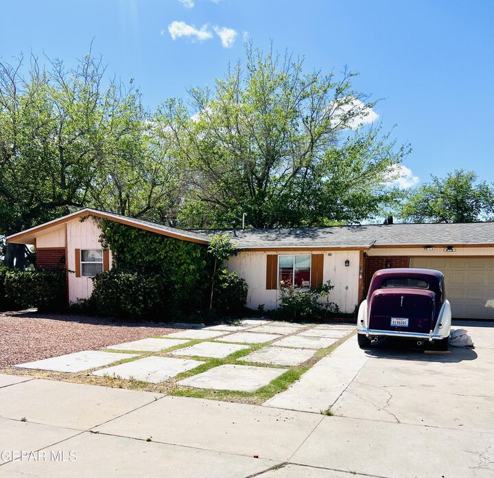 Property Photo:  3305 Tyrone Drive  TX 79925 