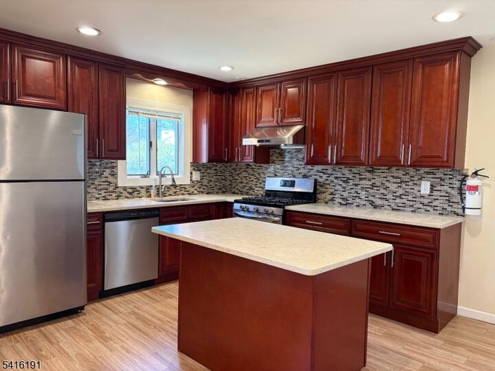 Property Photo:  26 Sycamore Ter  NJ 07039 