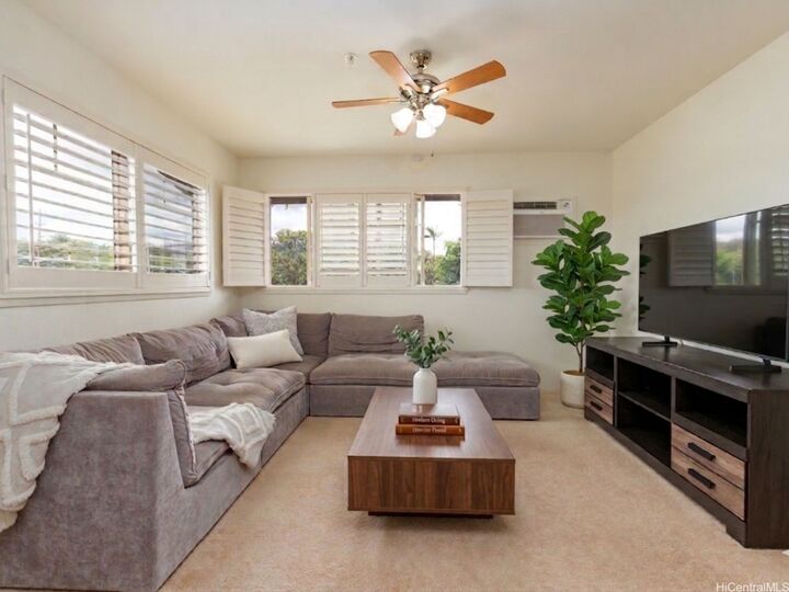 Property Photo:  91-1011 Kamaaha Avenue 402  HI 96707 