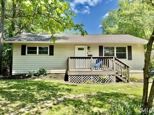 Property Photo: 2627 E Dekist Street IN 47408