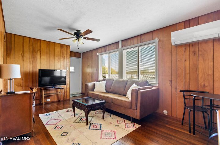 Property Photo: 111 Vienna Rd TN 37830