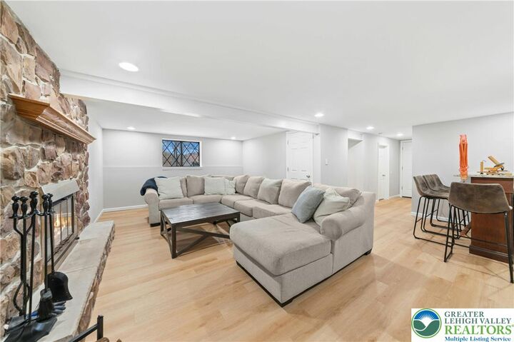 Property Photo:  754 Harrison Avenue  PA 18015 