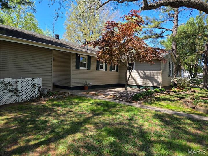 Property Photo:  406 Broadway Street  MO 63801 