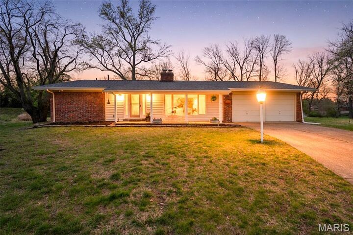 Property Photo:  12725 Westport Drive  MO 63146 