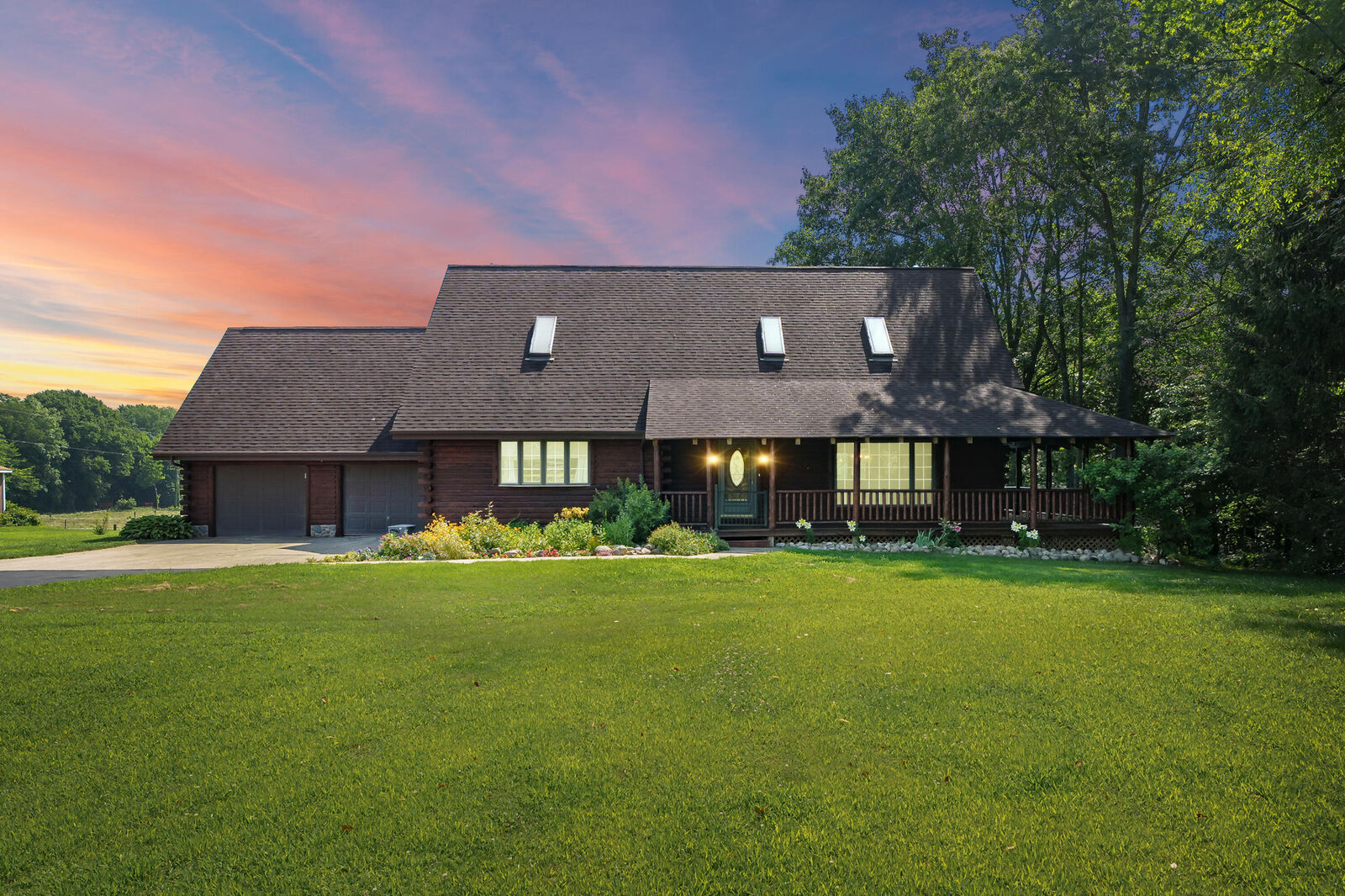 Property Photo:  9642 2 1/2 Mile Road  MI 49051 