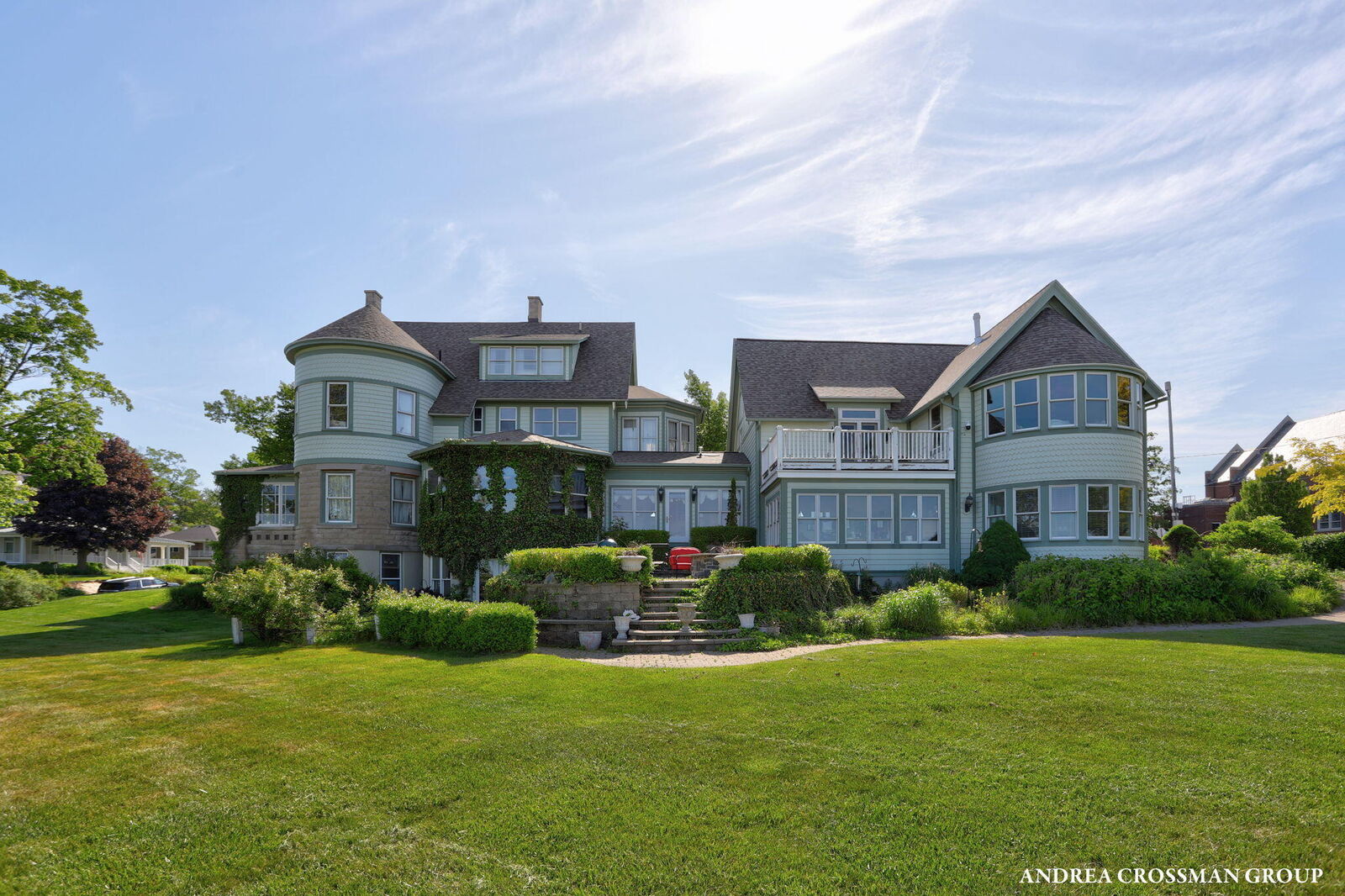 Property Photo:  456 Monroe Boulevard  MI 49090 