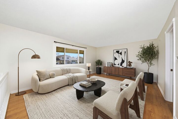 Property Photo:  1432 James Way  IL 60007 