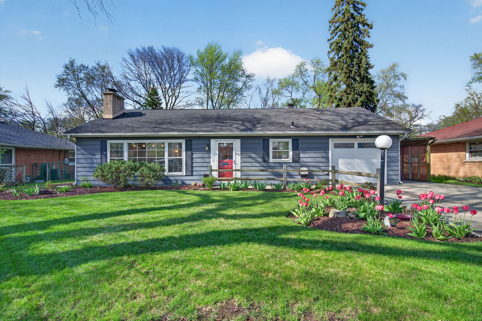 Property Photo:  451 Colorado Avenue  IL 60506 
