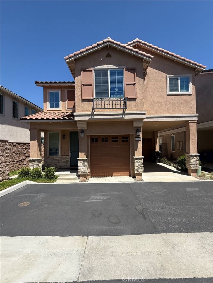 Property Photo:  15148 Ridge Lane 4  CA 92336 