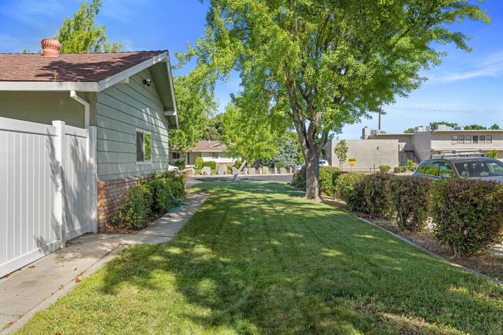 Property Photo:  2701 Sheffield Lane  CA 95350 
