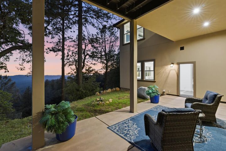 Property Photo:  4860 Questa Mirada Court  CA 95709 