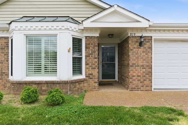 Property Photo:  819 Marquette Dr  TN 37205 