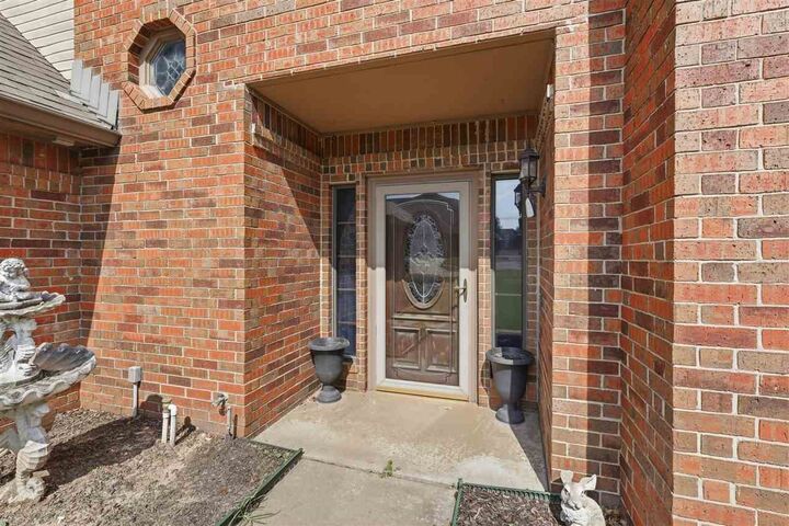 Property Photo:  1414 Reveille Dr  OK 74604 