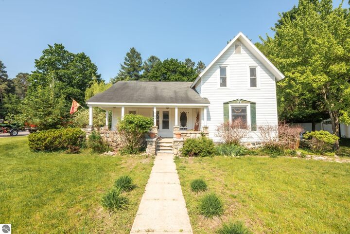 Property Photo: 903 N Bridge Street MI 49615