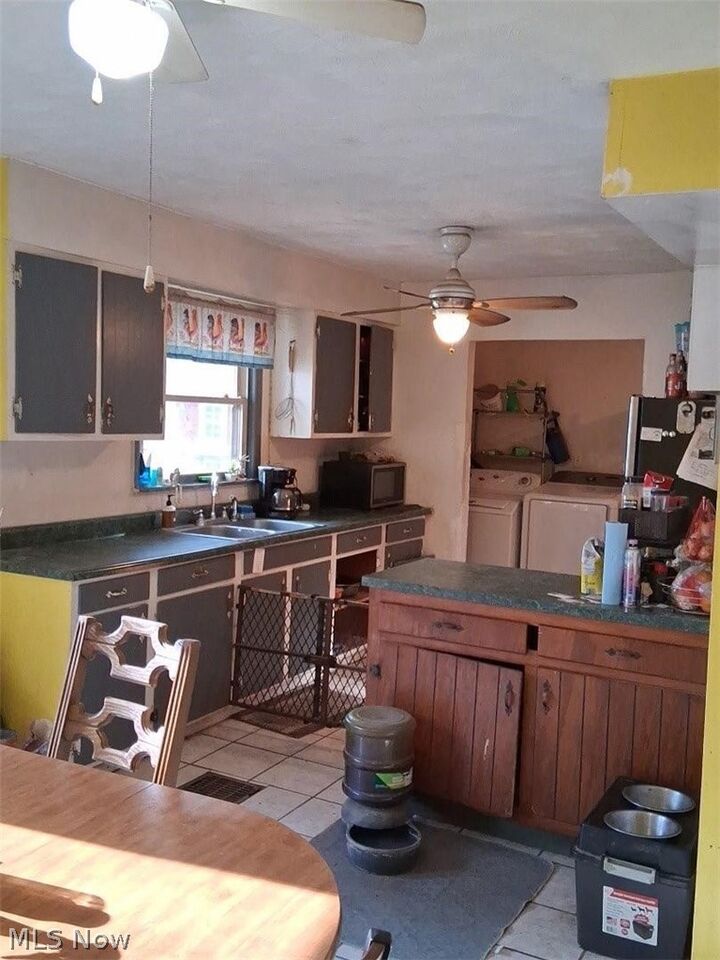 Property Photo:  9918 Overton Road  OH 44214 