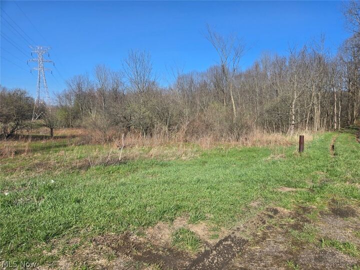 Property Photo: 11154 Shetler Avenue SW OH 44612