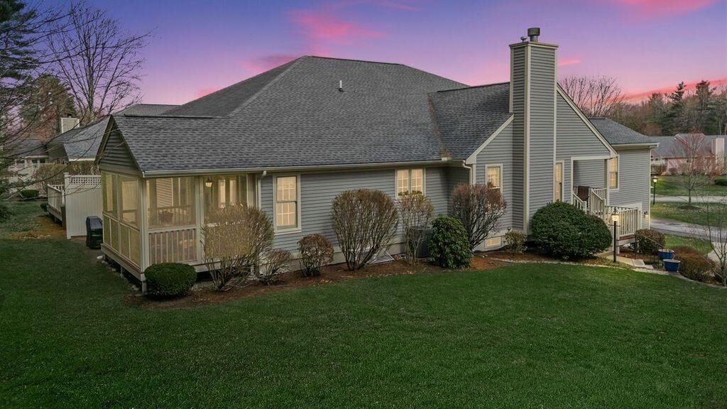 Property Photo:  3 Kittanset Road  NH 03110 