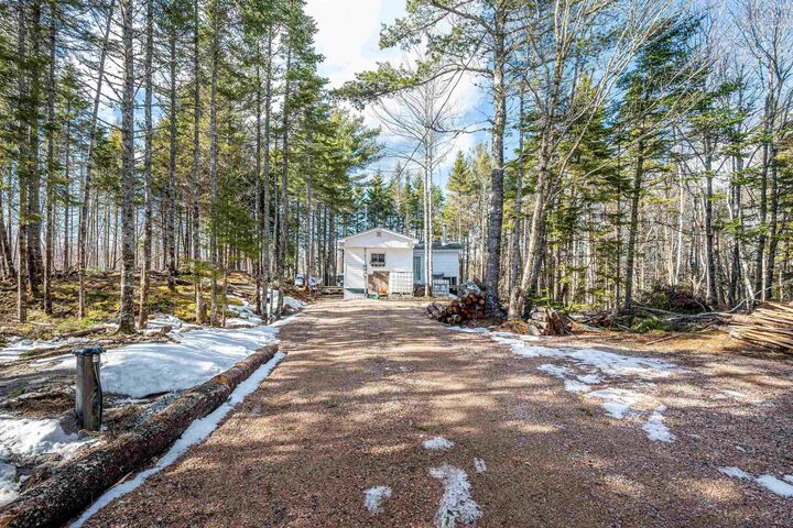 Property Photo: 97 Middle Lake North Road NS B0N 2T0
