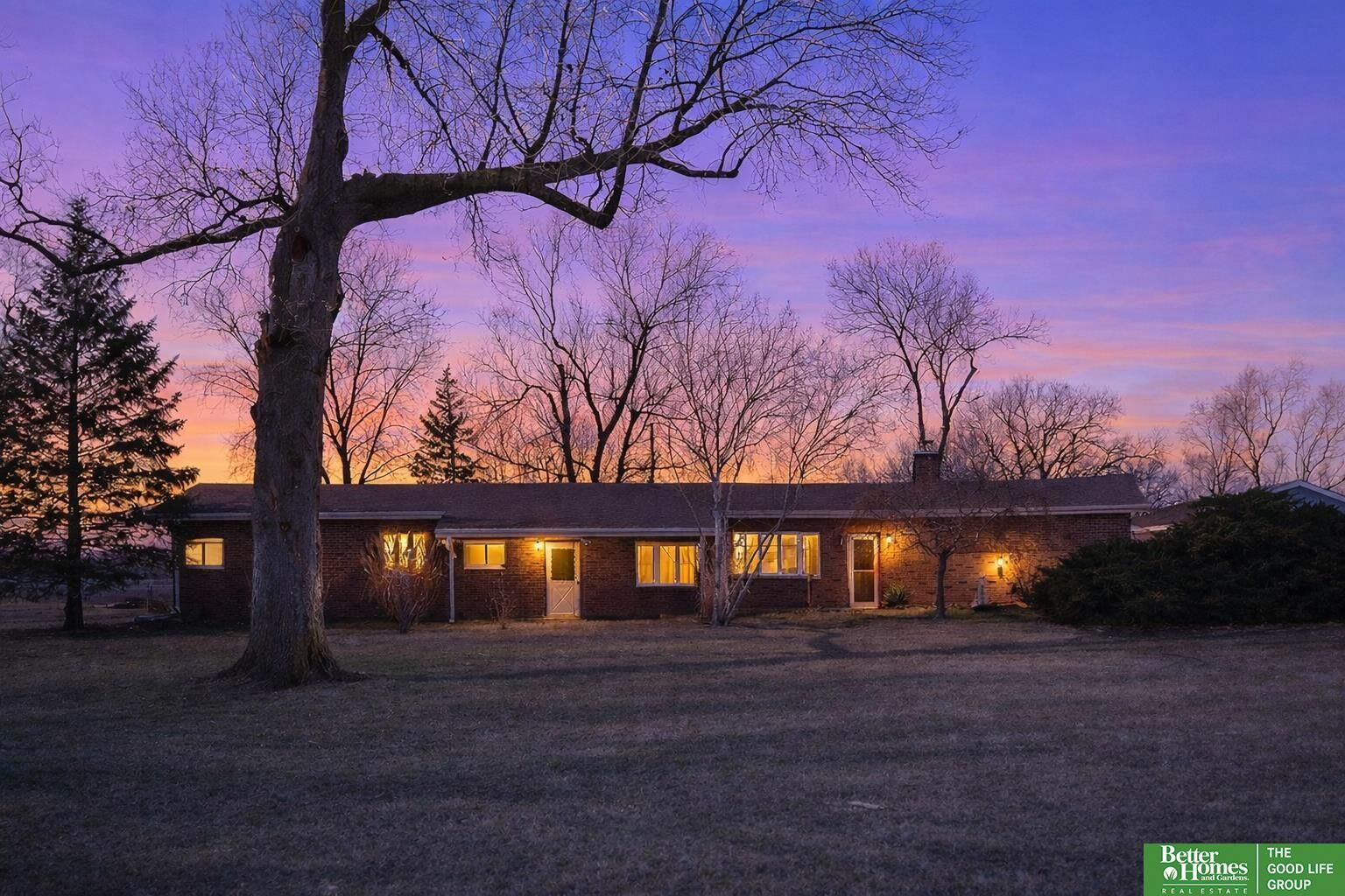 Property Photo: 4801 S Folsom Street NE 68523