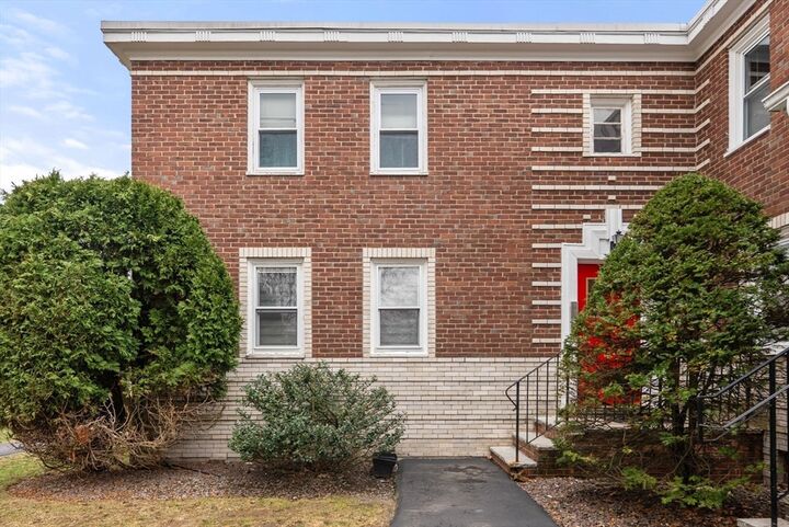 Property Photo:  32 Newman Rd 1  MA 02148 