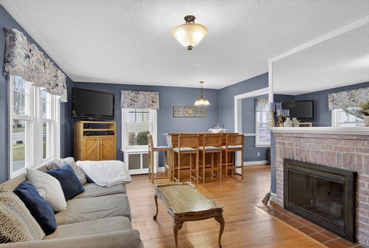 Property Photo:  51 Brantwood Rd  MA 01602 