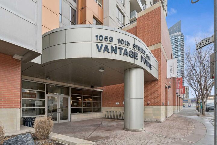 Photo de la propriété:  1053 10 Street SW 1301  AB T2R 1S6 