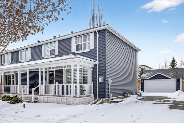 Property Photo:  63 Amiens Crescent SW  AB T2T 6E9 