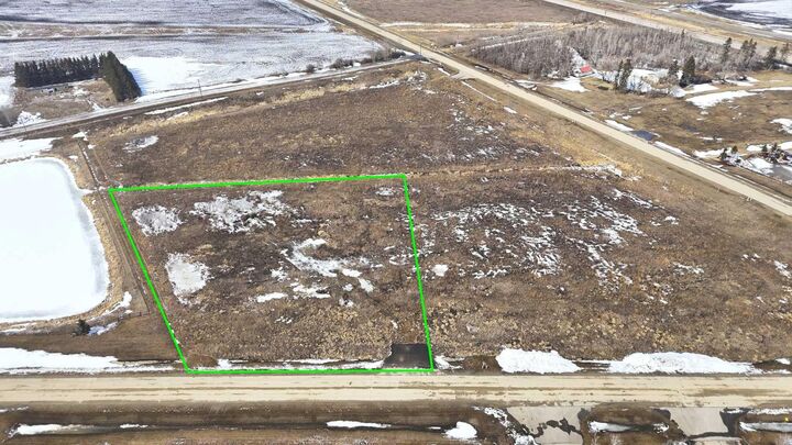 Property Photo: 27211 Highway 12 65 AB T4L 1N1