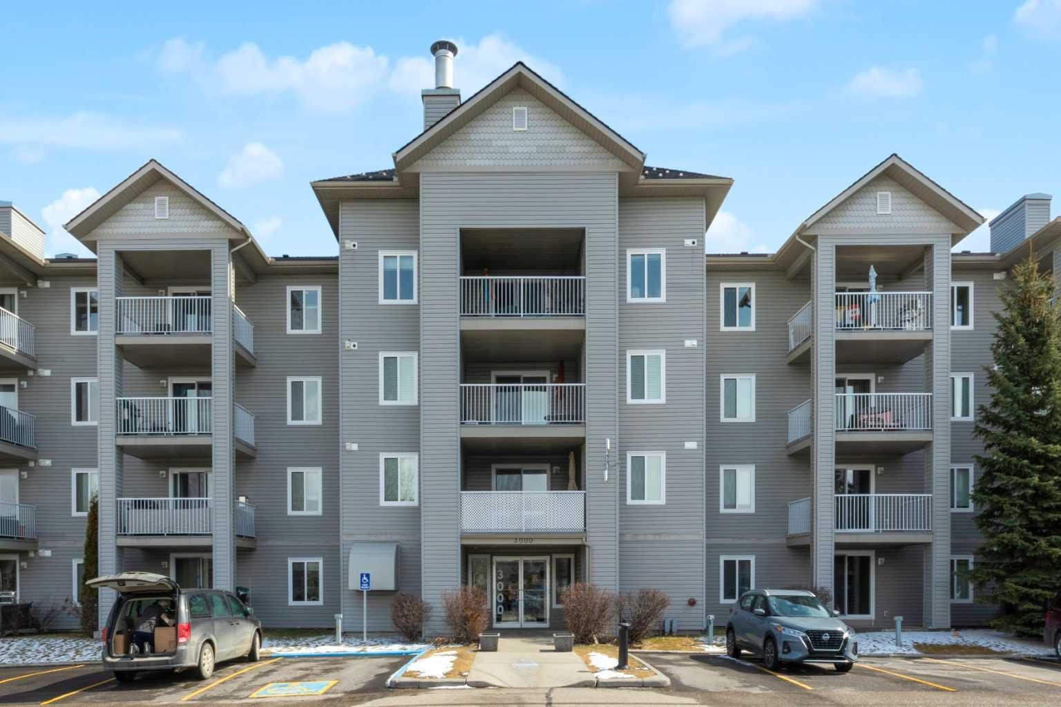 Photo de la propriété:  604 8 Street SW 3110  AB T4B 2W4 