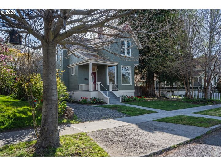 Property Photo:  110 W 8th St  OR 97058 