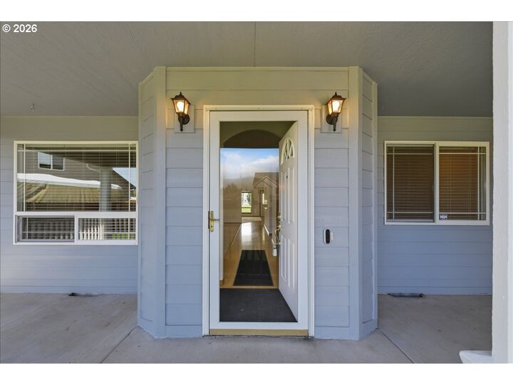 Property Photo:  20006 NE 101st Ave  WA 98604 