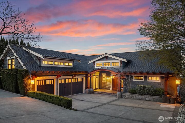 Property Photo:  4102  100th Avenue SE  WA 98040 