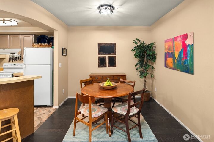 Property Photo:  11510 NE 128th Street 8  WA 98034 