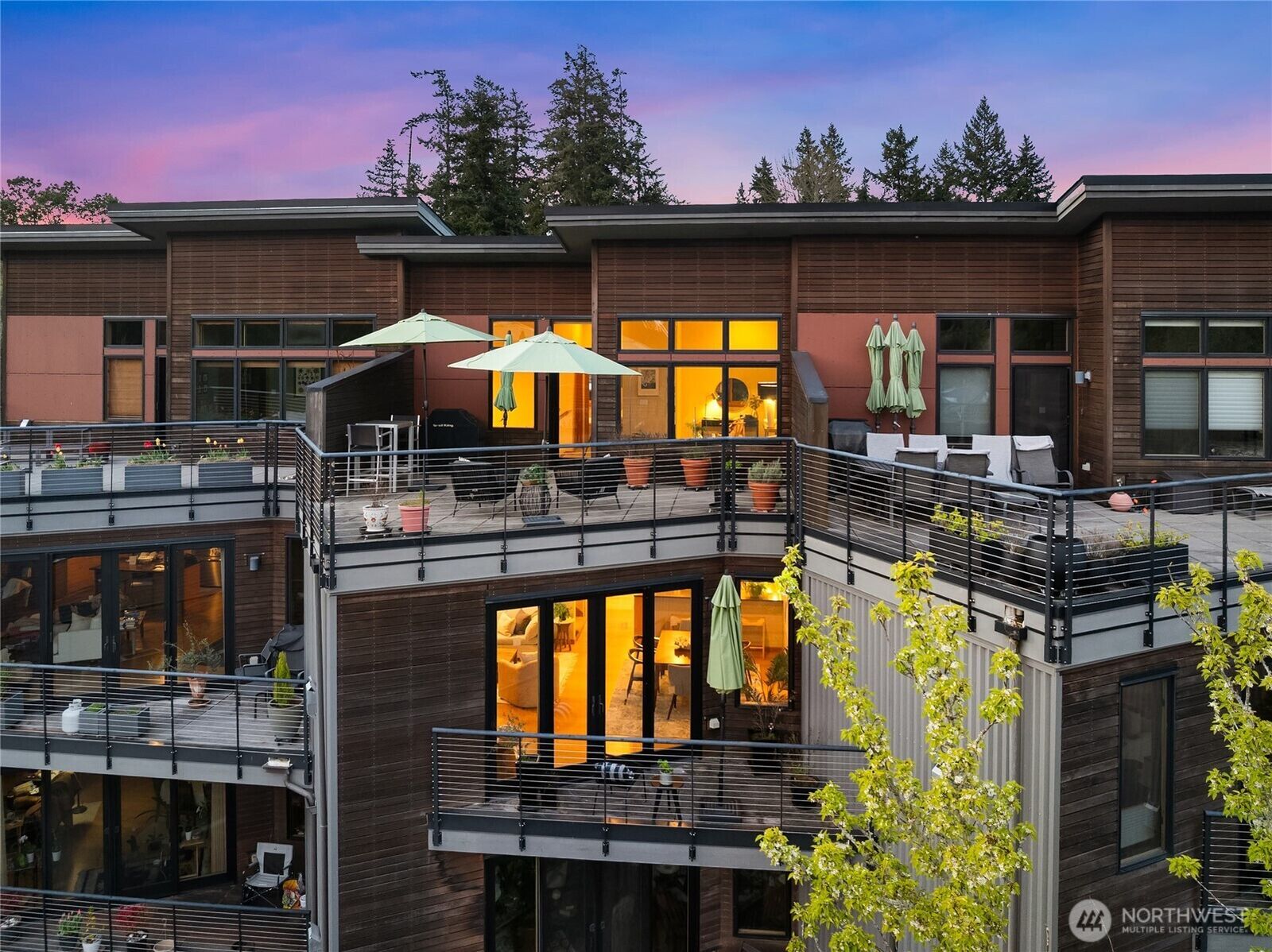 Property Photo:  610  Vineyard Lane A302  WA 98110 