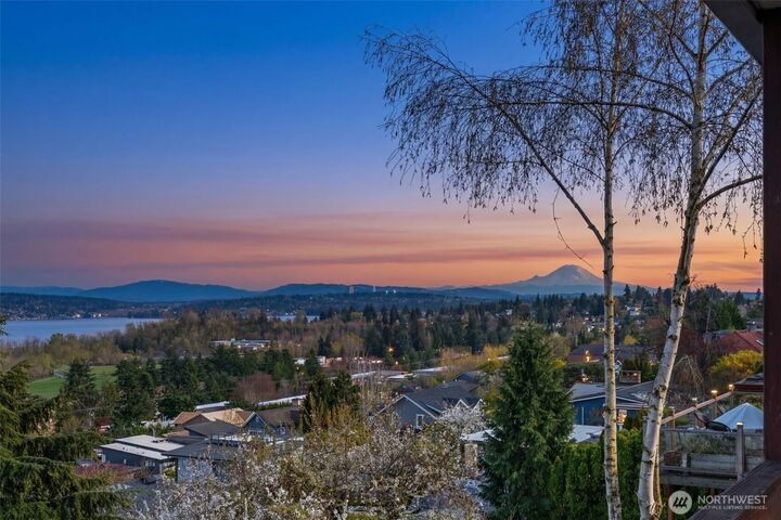 Property Photo: 7508 56th Avenue NE WA 98115