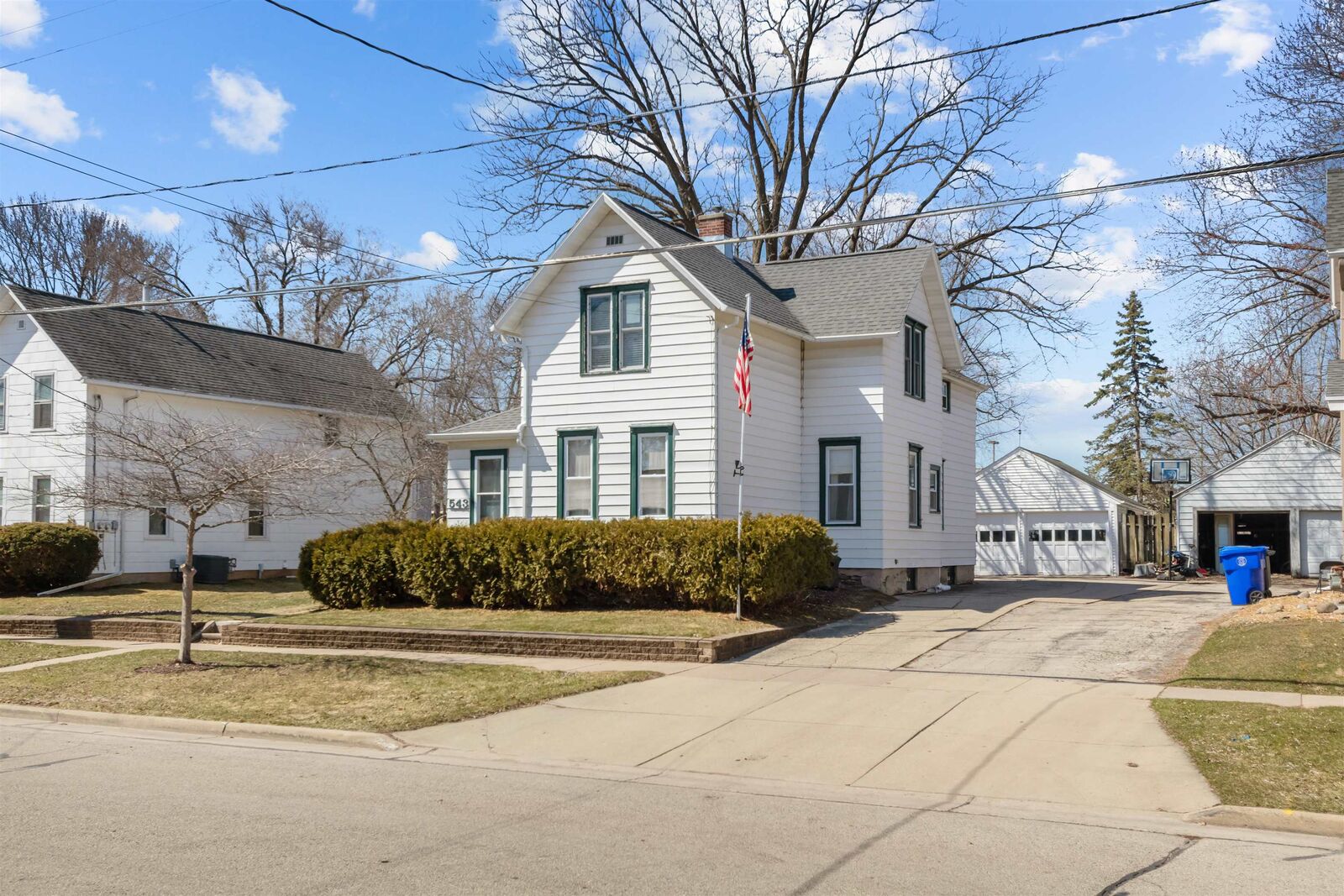 Property Photo:  543 N State Street  WI 54911 