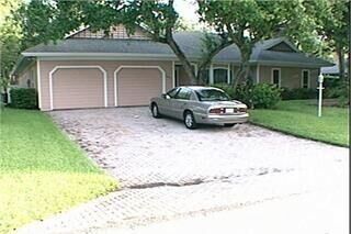 Property Photo:  1027 Mangrove Lane  FL 32963 