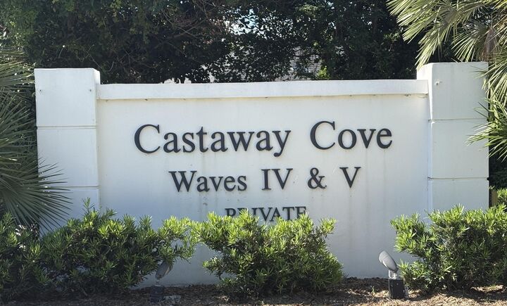 Property Photo: 1027 Mangrove Lane FL 32963