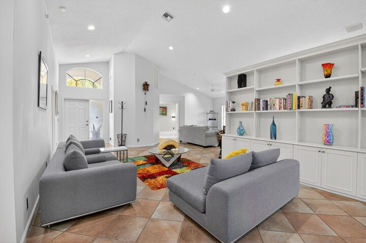 Property Photo: 11590 Creekside Drive FL 33437