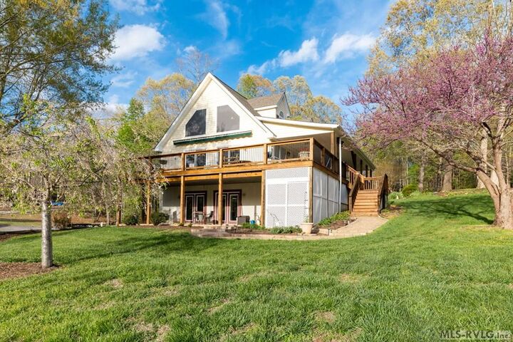 Property Photo:  272 Brandon Ct.  VA 23919 