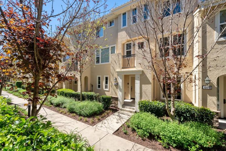 Property Photo:  164 Heligan Lane 11  CA 94551 