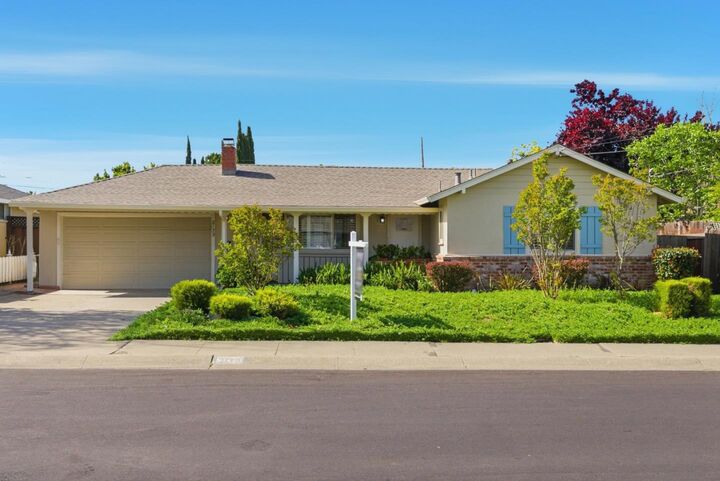 Property Photo: 2173 Holbrook Drive CA 94519